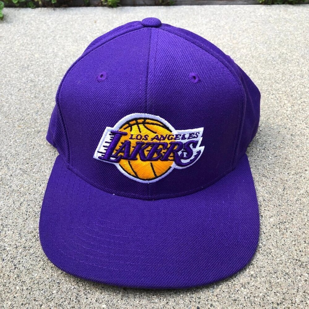 MITCHELL & NESS Los Angeles Lakers Snapback Hat Men's Hardwood Purple NBA Cap